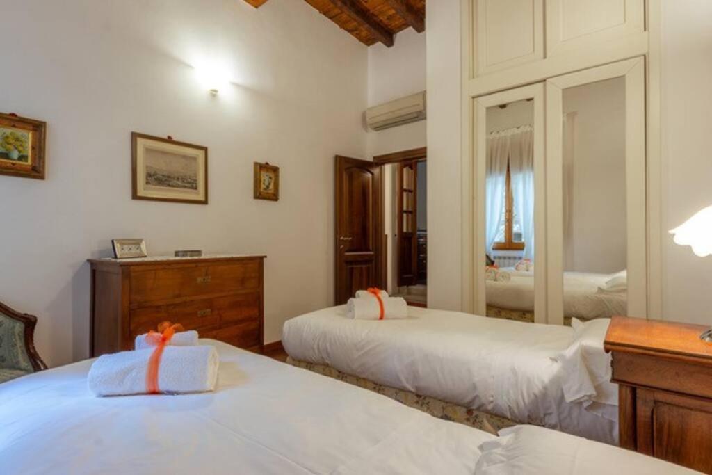 Elegant Ramaglianti Flat -Santo Spirito District Διαμέρισμα Φλωρεντία Εξωτερικό φωτογραφία